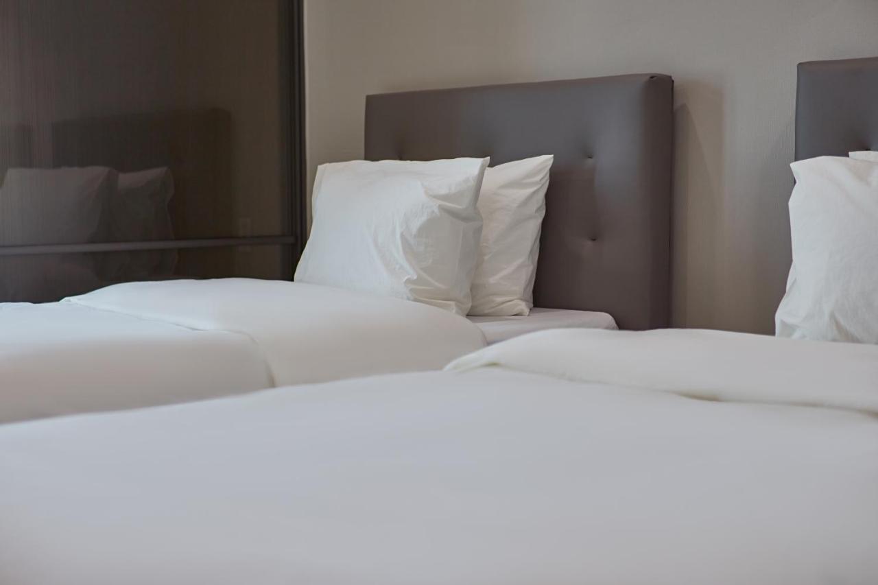 Jeonju Signature Hotel Экстерьер фото