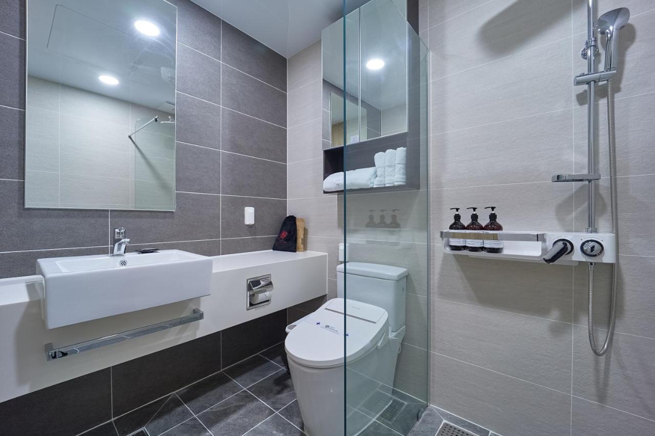 Jeonju Signature Hotel Экстерьер фото