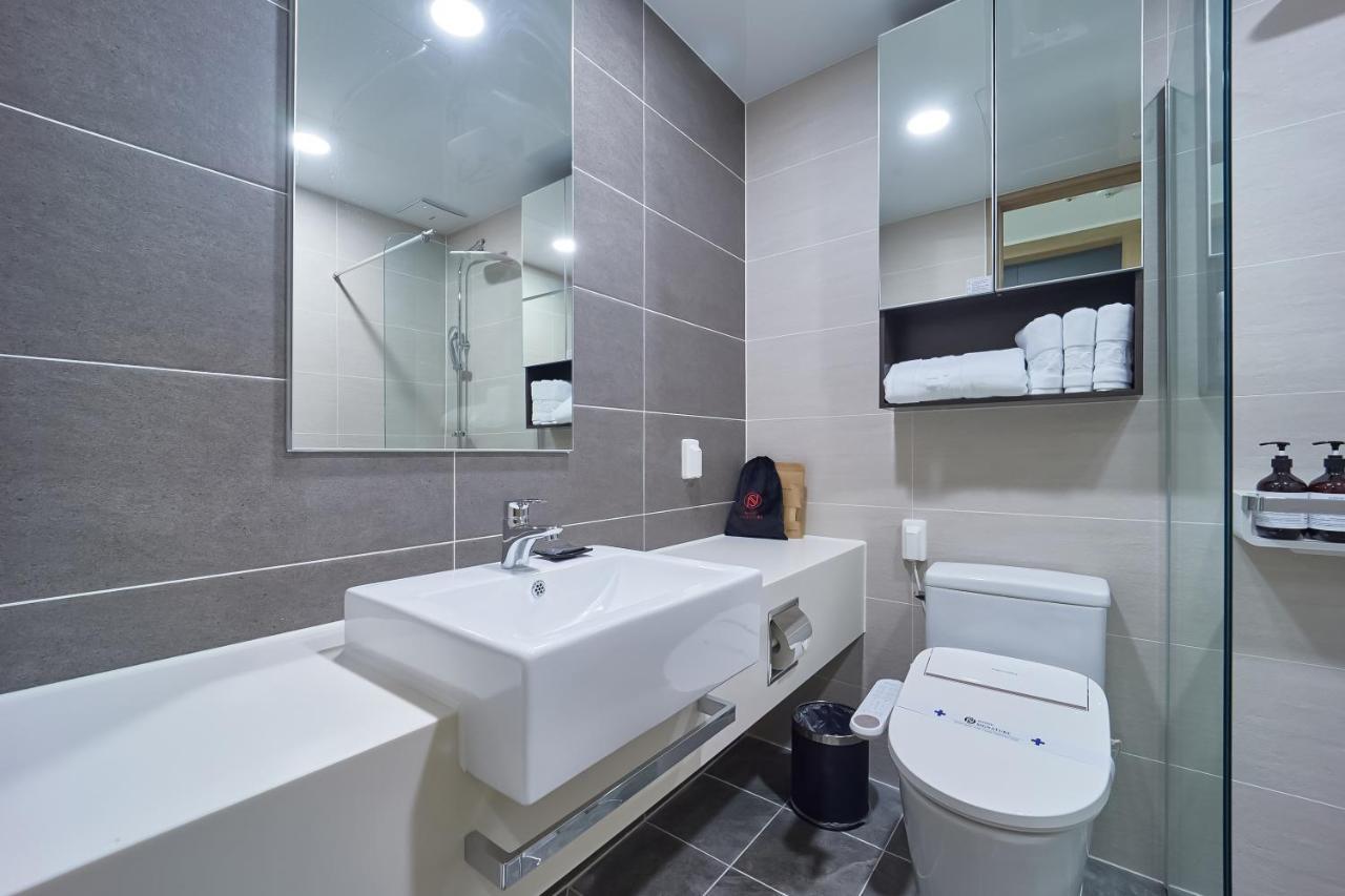 Jeonju Signature Hotel Экстерьер фото
