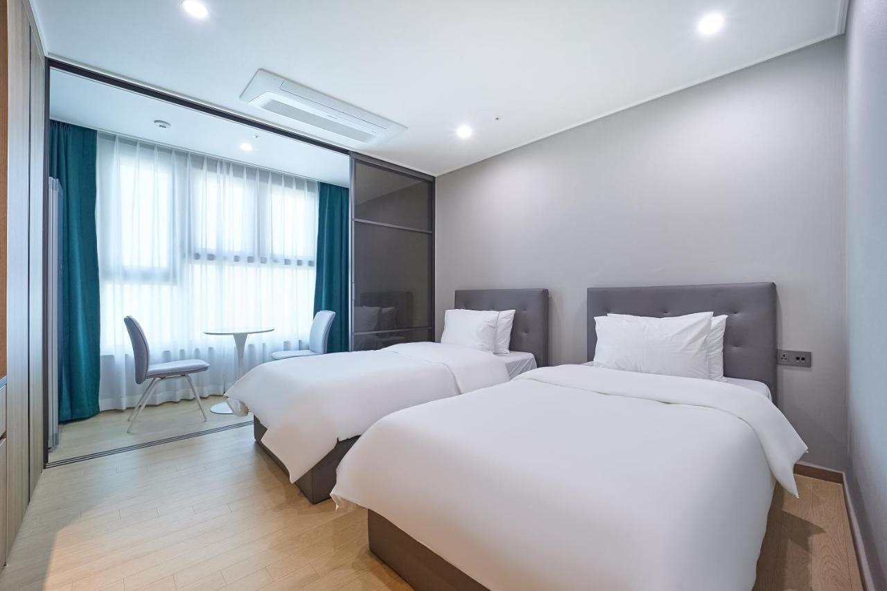 Jeonju Signature Hotel Экстерьер фото