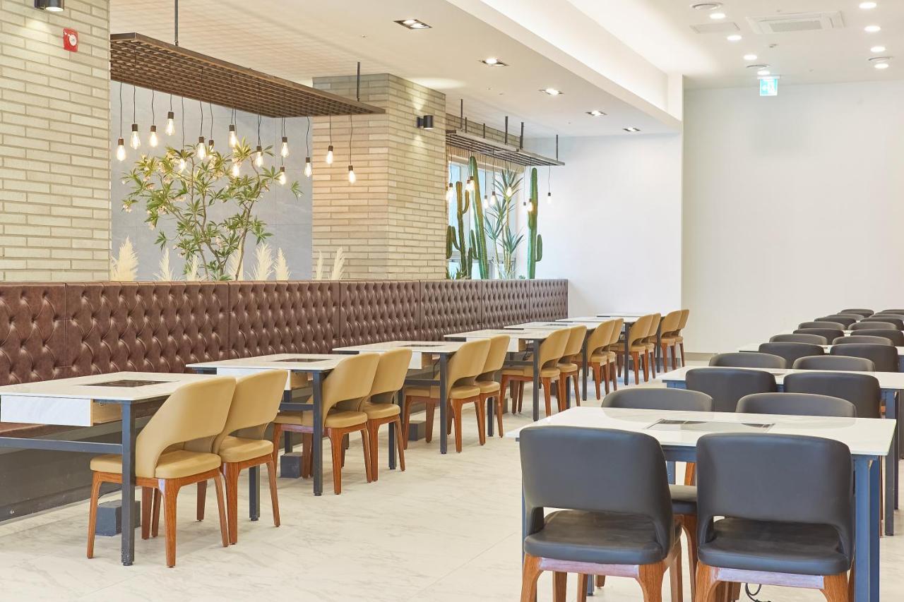 Jeonju Signature Hotel Экстерьер фото