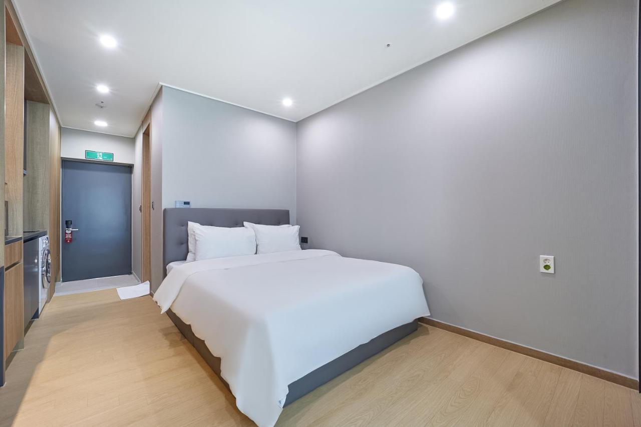 Jeonju Signature Hotel Экстерьер фото