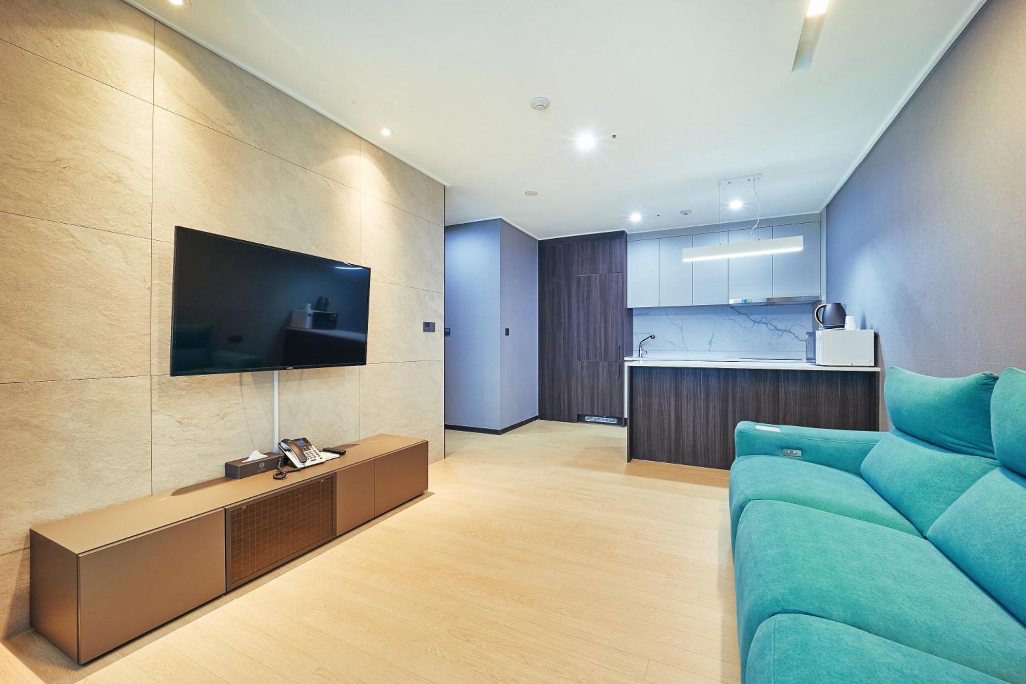 Jeonju Signature Hotel Экстерьер фото