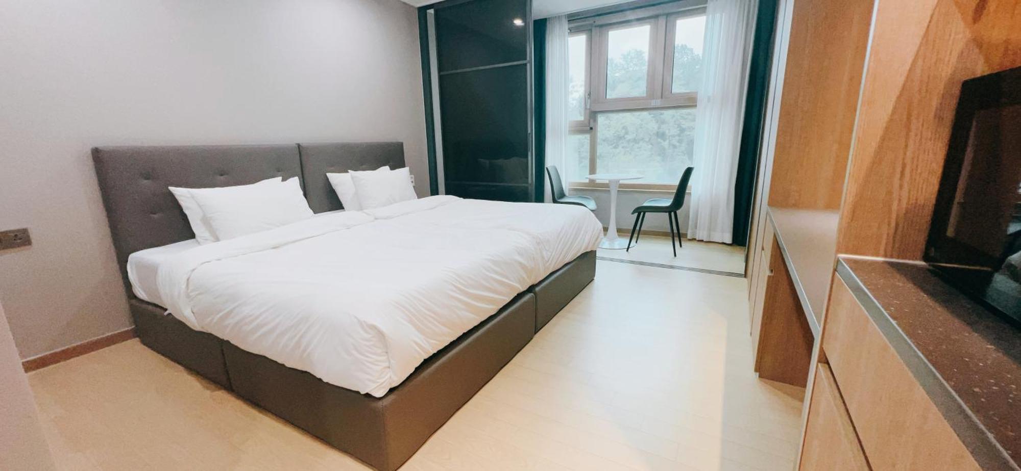 Jeonju Signature Hotel Экстерьер фото